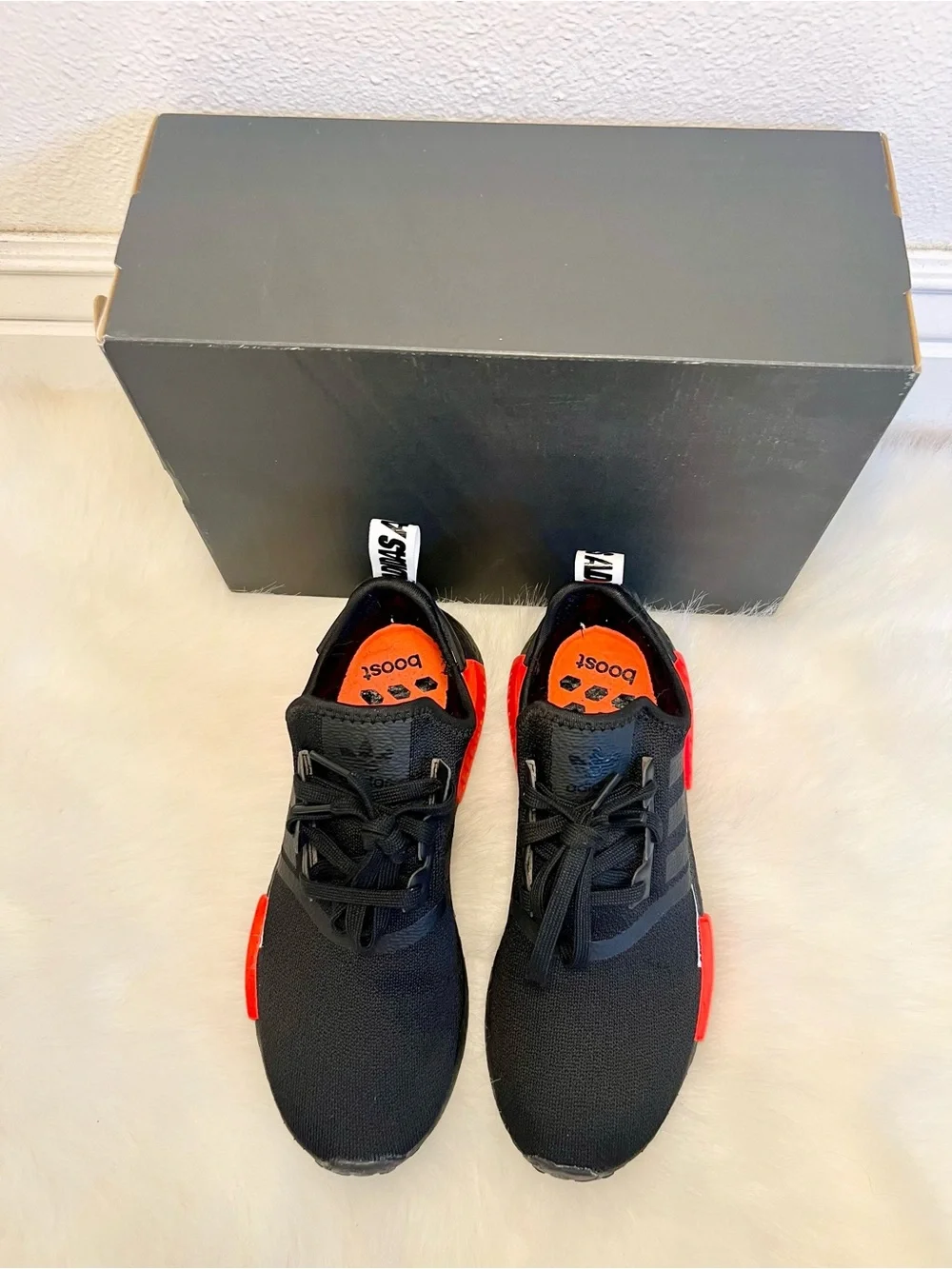 adidas NMD R1 Sneakers